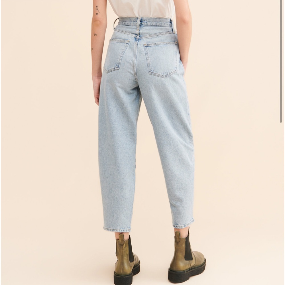 Balloon Dart High Rise Jeans